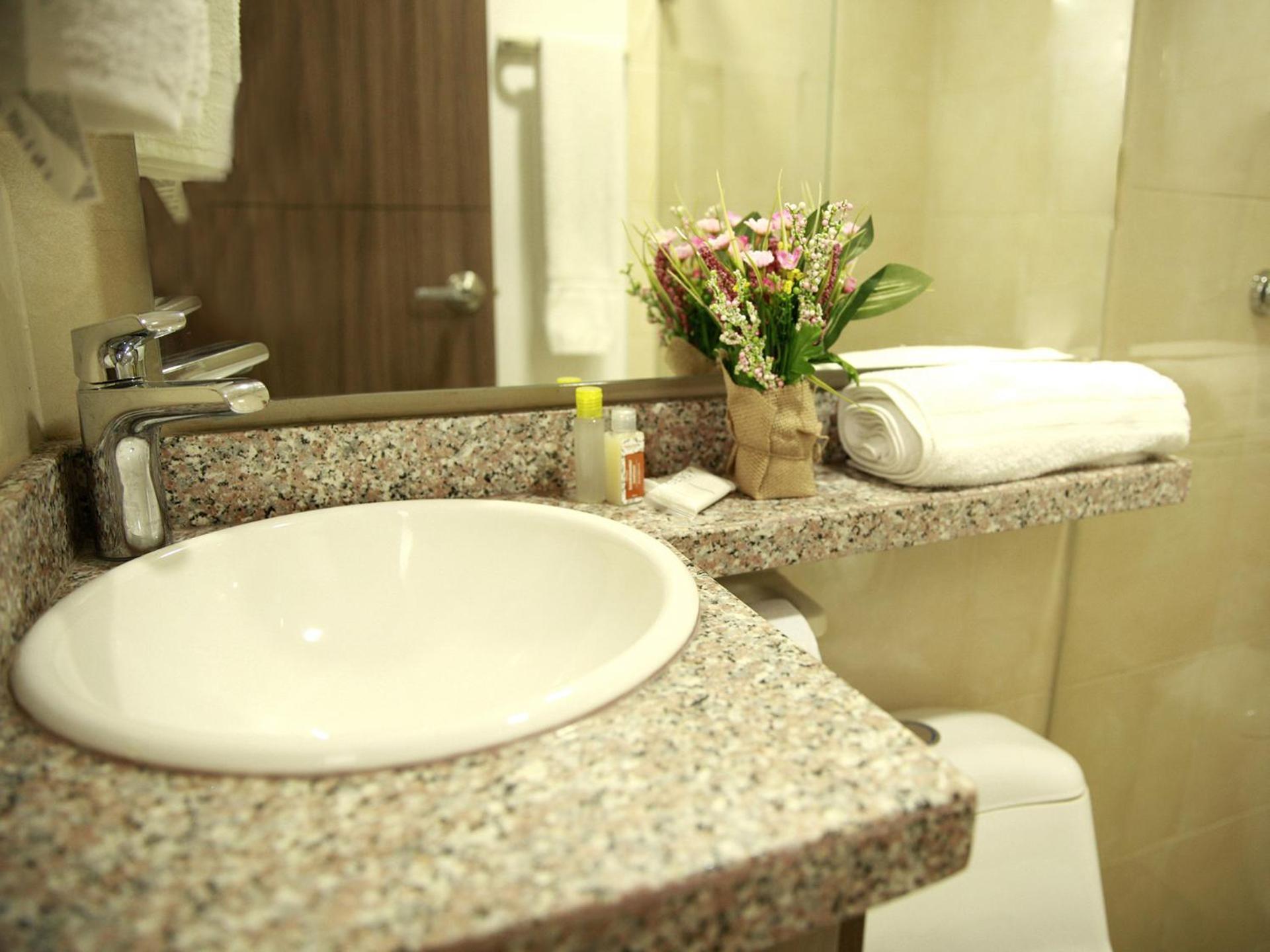Hotel Prado 72 Inn Barranquilla  Esterno foto